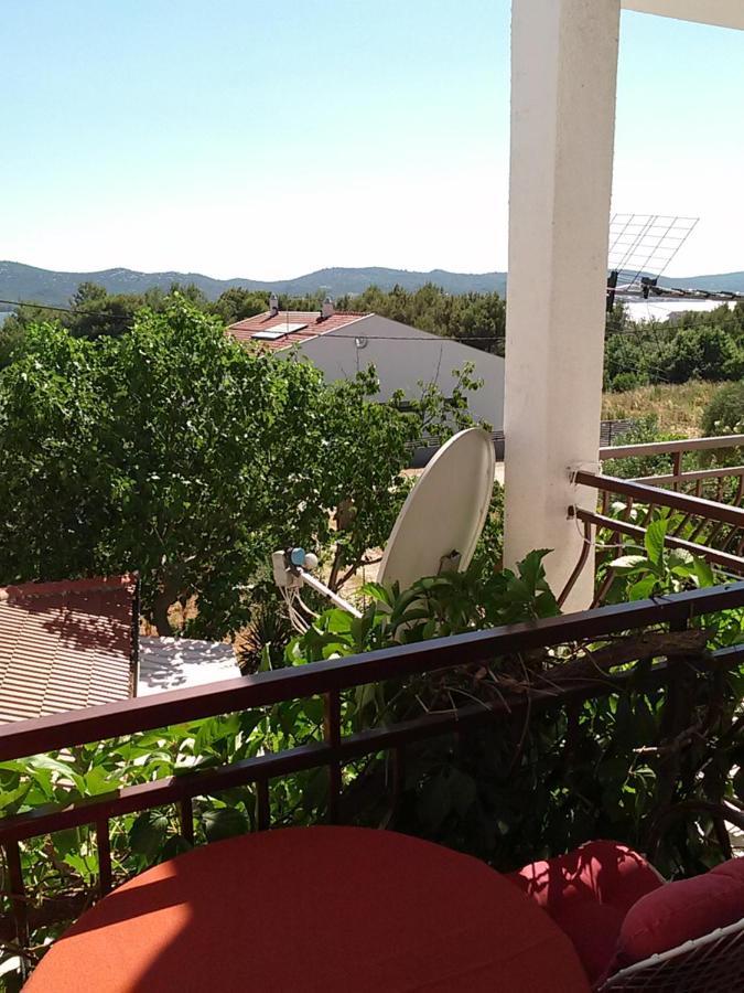 Apartmani Nikola Biograd Na Moru Exterior foto