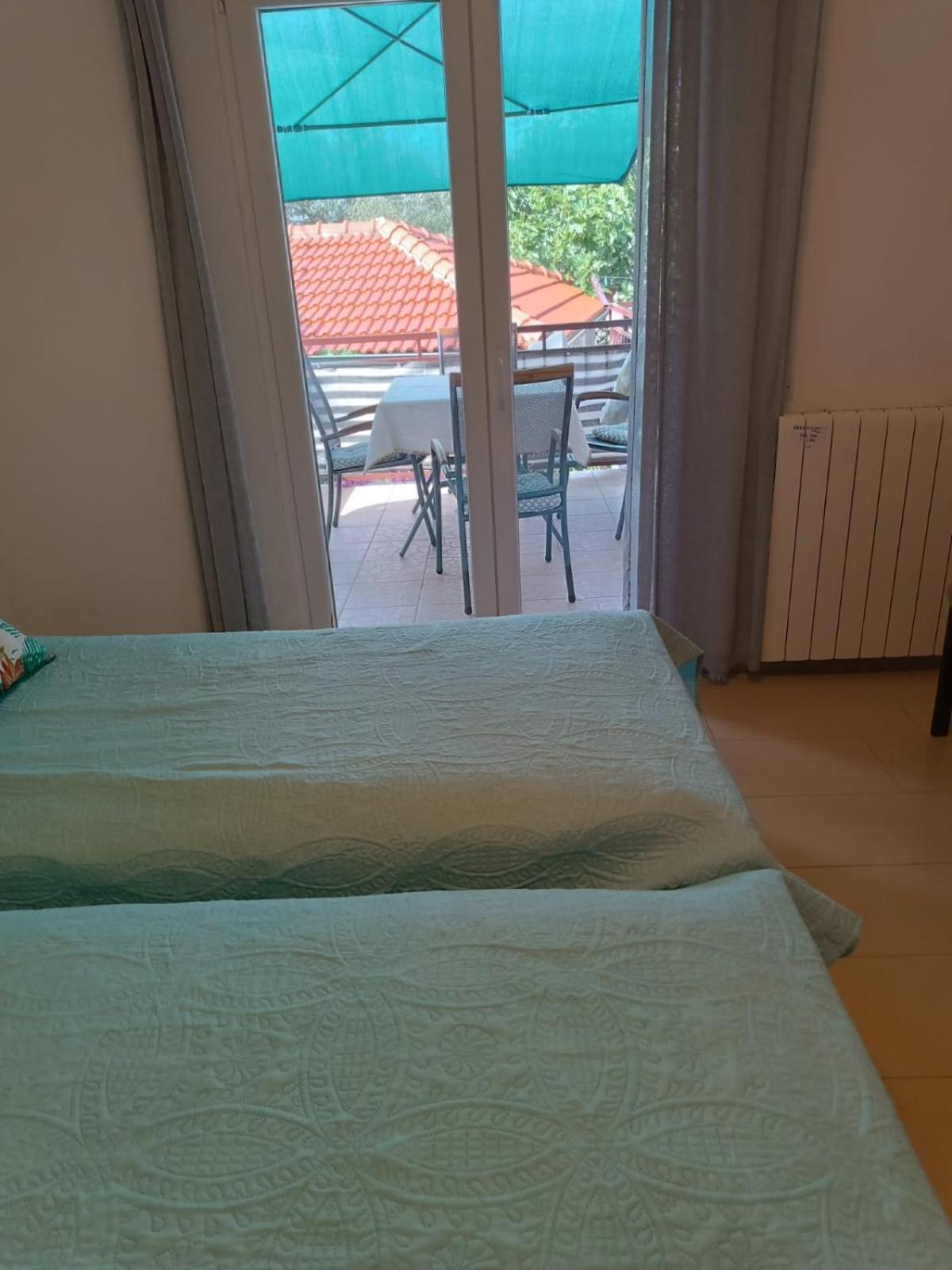 Apartmani Nikola Biograd Na Moru Exterior foto