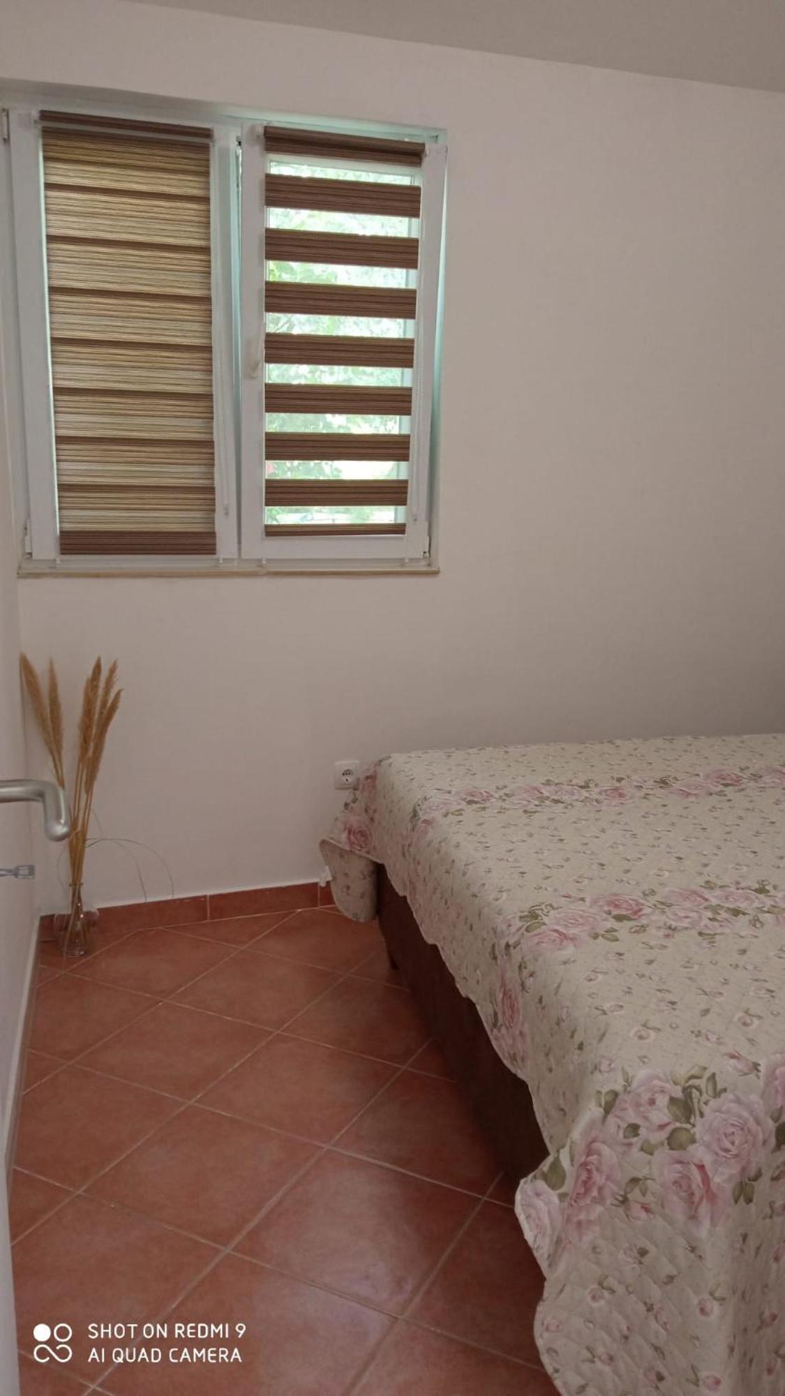 Apartmani Nikola Biograd Na Moru Exterior foto