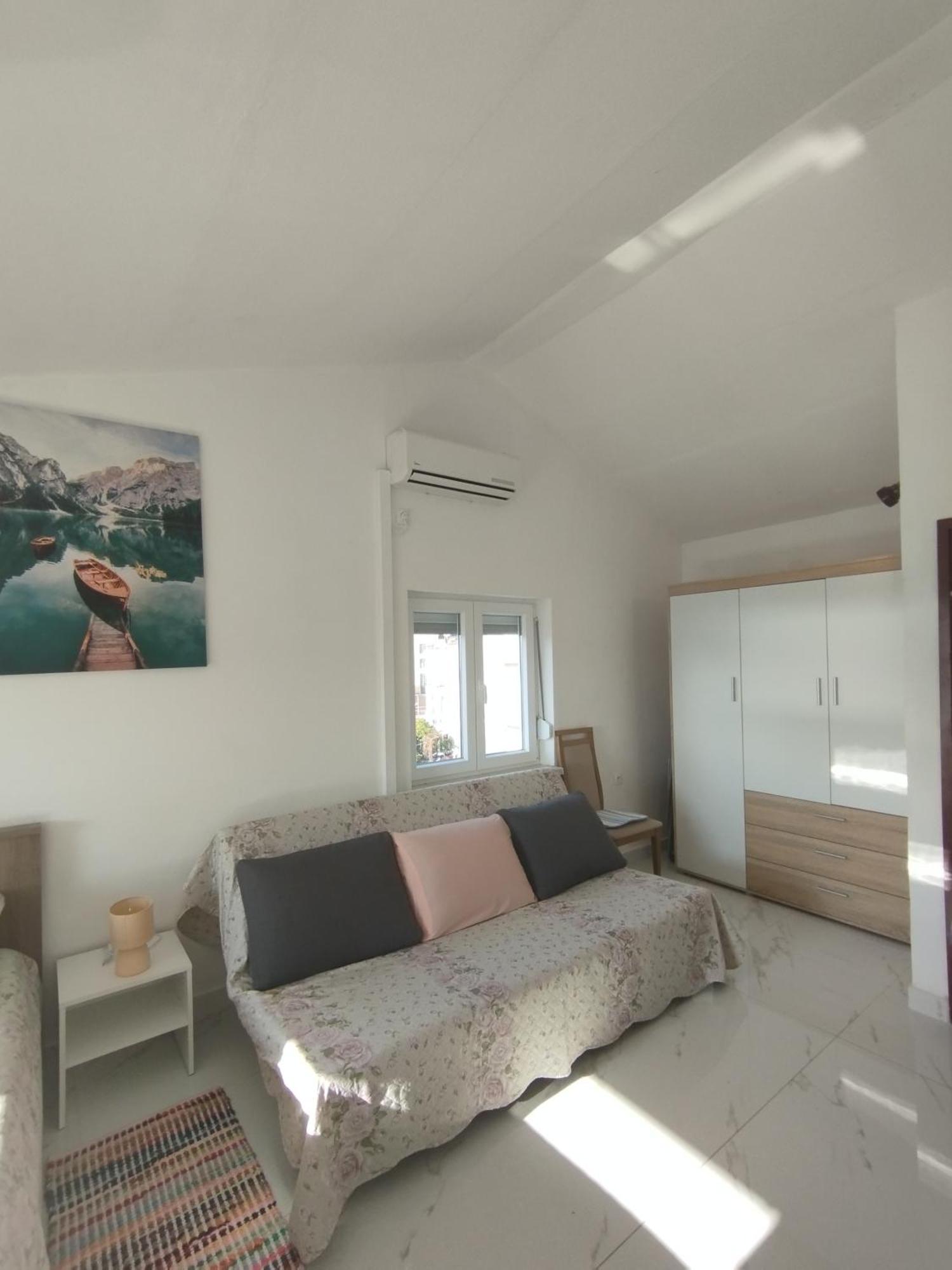 Apartmani Nikola Biograd Na Moru Exterior foto